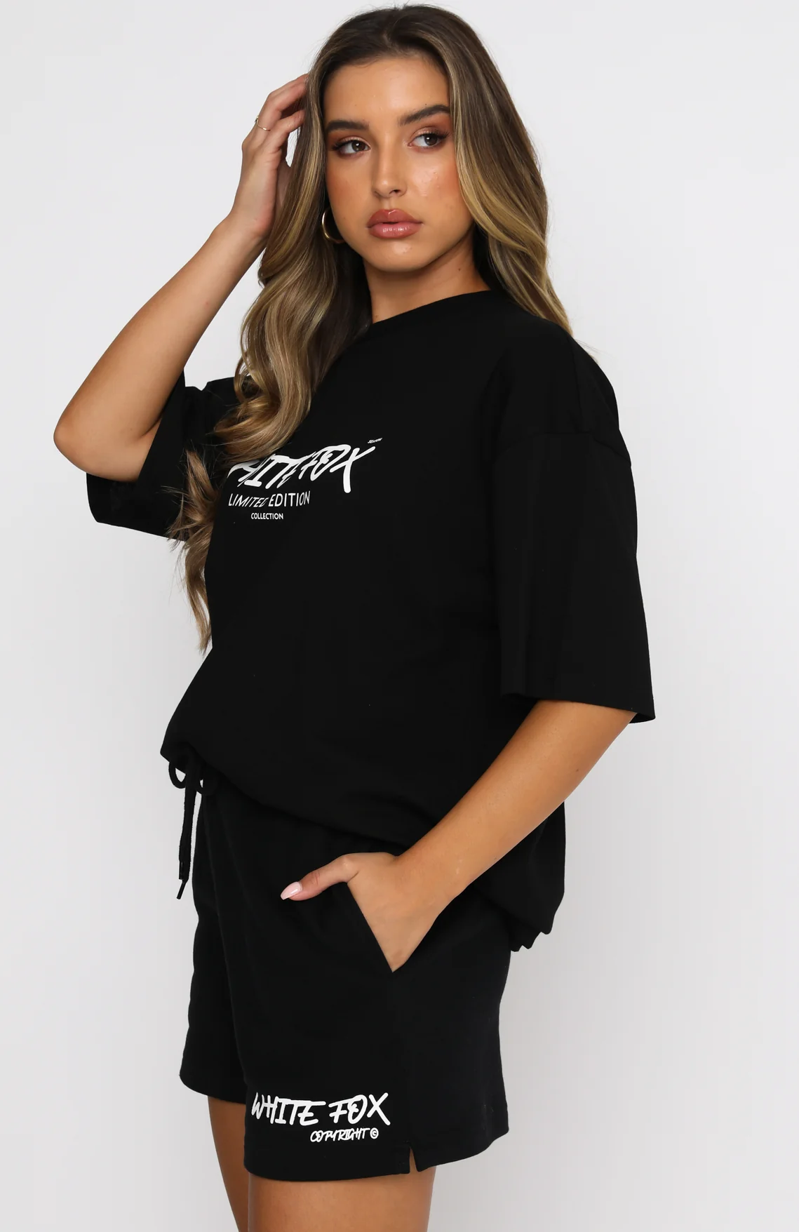 Step Back Oversized Tee Black - Image 3